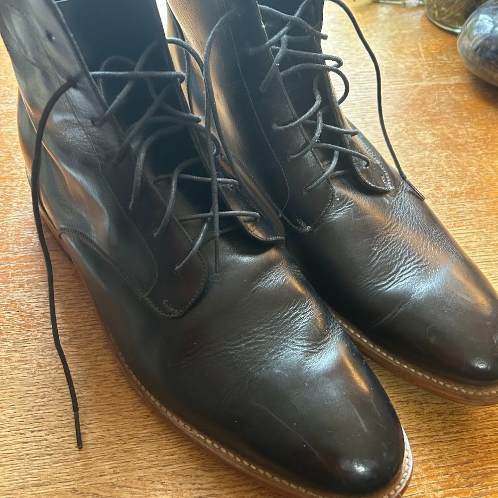 Nisolo Luciano Lace-Up Black